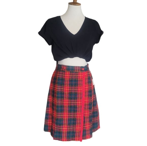 70's Deadstock Montgomery Ward Tartan Fringe Wrap Skirt - Picture 3 of 6
